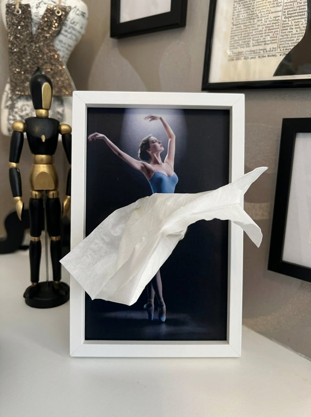 Eras Fashion Tissue Box